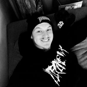 Meet your Posher, Brettholomew